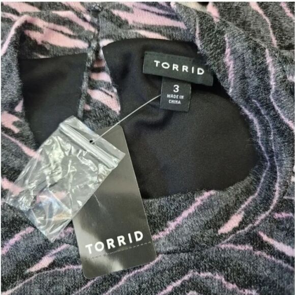 NEW Torrid Zebra Hacci Mock Neck Trapeze Dress in Gray/Pink Size 3 (3X 22-24) - Picture 10 of 13